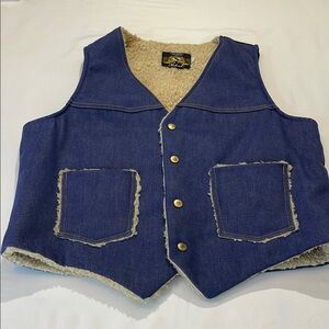 IDEAL VINTAGE  MENS SIZE L Blue Denim Vest with Shearling Lining